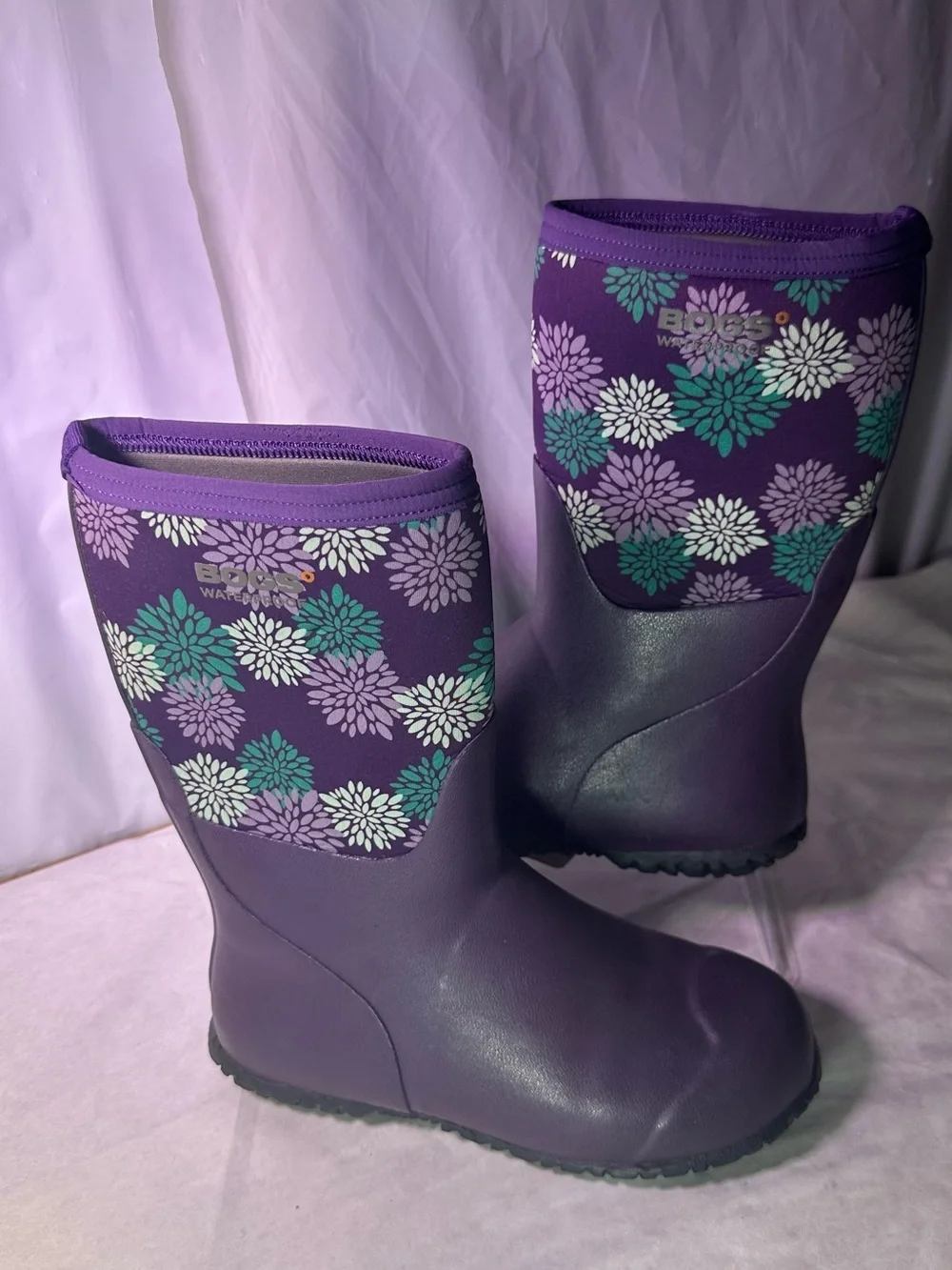 Bogs Purple Floral Waterproof Rain Boots with Teal Accents